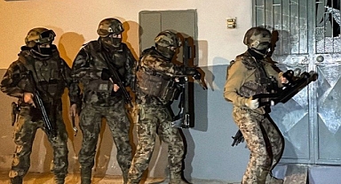 8 İlde Kırmızı Bültenle Aranan 25 Şüpheli Yakalandı.